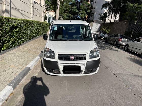 FIAT DOBLÒ 1.8 MPI ESSENCE 16V FLEX 4P MANUAL FIAT DOBLÒ 1.8 MPI ESSENCE 16V FLEX 4P MANUAL